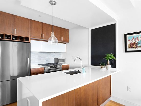 2nd image of 42 Maspeth Ave APT 5D