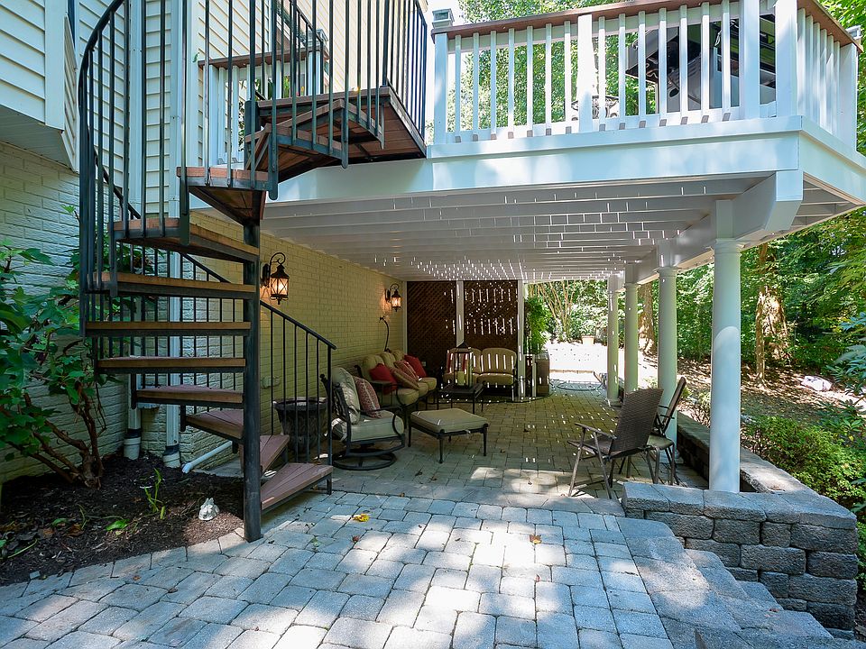1st image of 3537 Ashland Dr