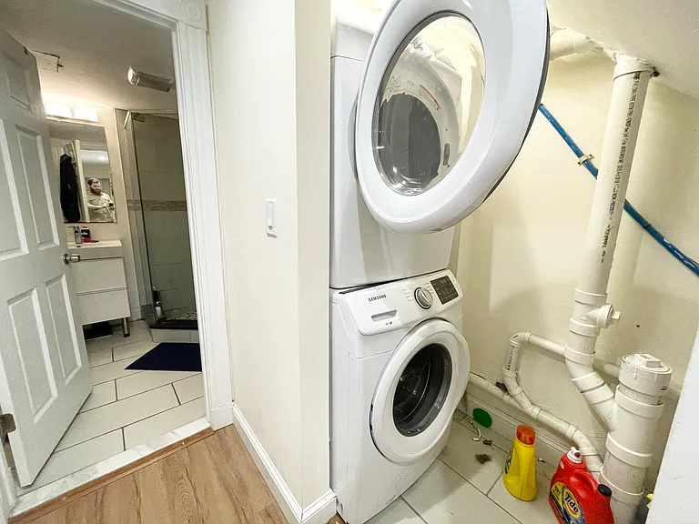 277 Dorchester St #1 — Photo 12