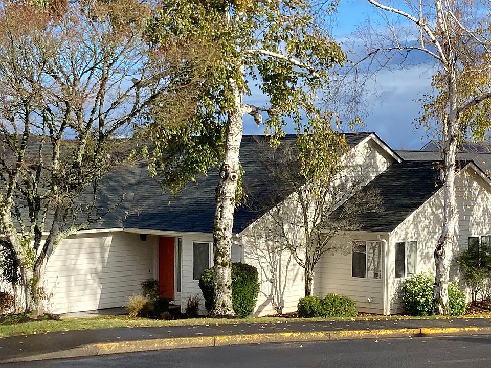 Exterior- Corner Lot