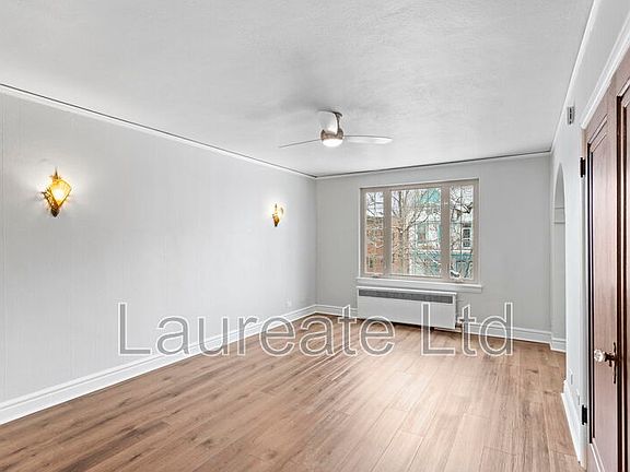 2nd image of 1050 N Pearl St APT 202