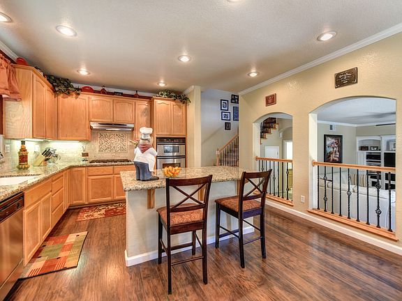 4th image of 2169 Dorrington Dr