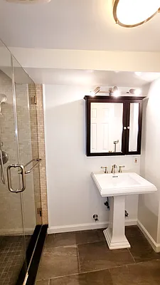 Rented by Mallan Real Estate Inc | media 16