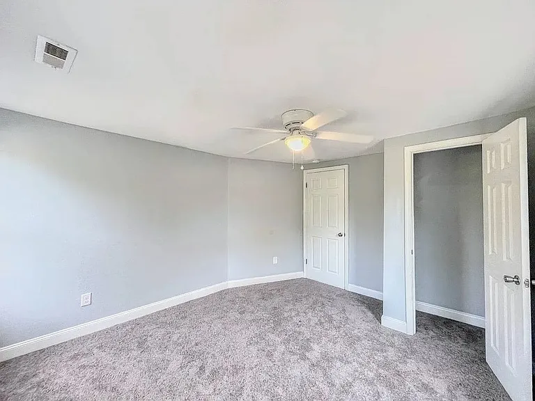 1411 Highland Ave — Photo 6