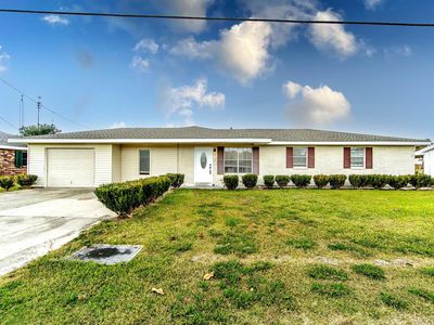 208 W 13th St, Larose, LA, 70373