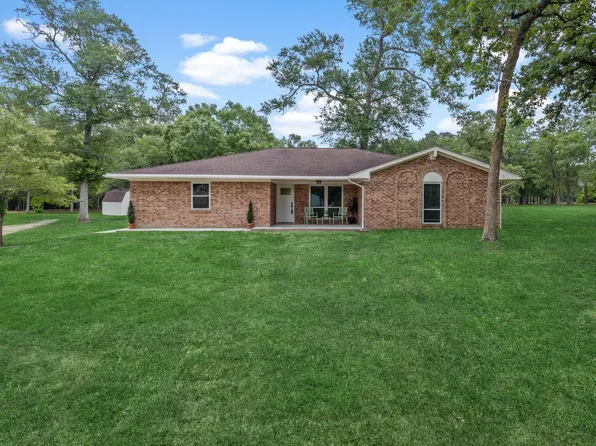 14974 East Dr, Conroe, TX 77302
