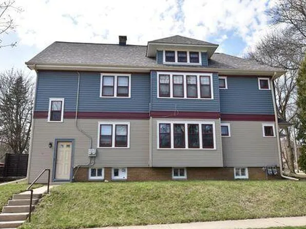 6703 Milwaukee AVENUE #6705, Wauwatosa, WI 53213