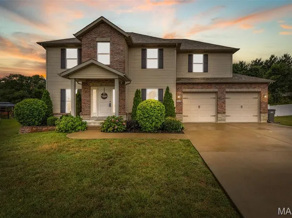 3215 Big Piney Dr, Festus, MO 63028