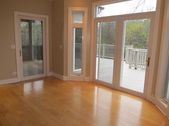 4th image of 16801 W Cherrywood Ln