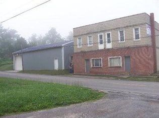 691 Bobtown Rd, Dilliner, PA 15327