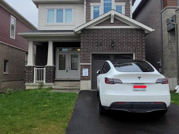 34 Routley St, Kitchener, ON N2R 0S2