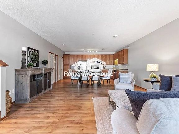 2nd image of 4940 Underwood Ln #C