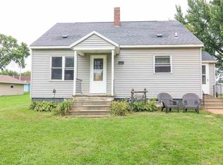 640 W 1st St, Junction City, WI 54443