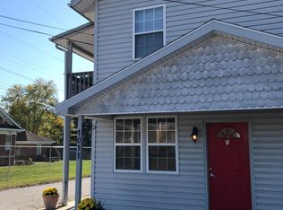 1011 Campus Dr APT 3, Belpre, OH 45714