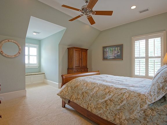 Doormer Bedroom