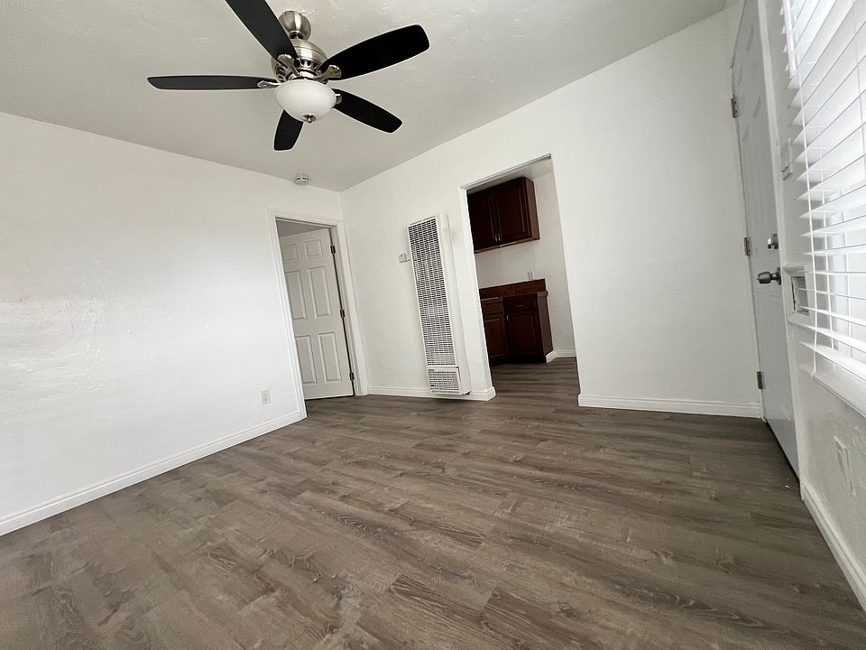 1st image of 667 17th St