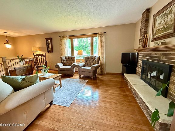 5th image of 2901 Columbine Ct