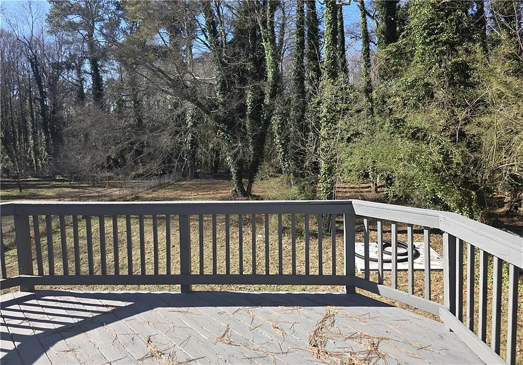 3 bed, 2.0 bath, 1236 sqft, $1,700 — Photo 4