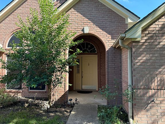 3rd image of 5109 Waterford Dr