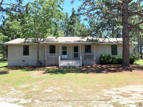 671B Country Club Cir