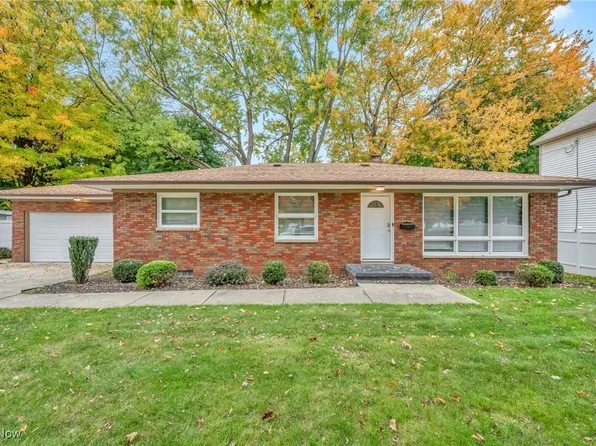 1364 Seward Ave, Akron, OH 44320
