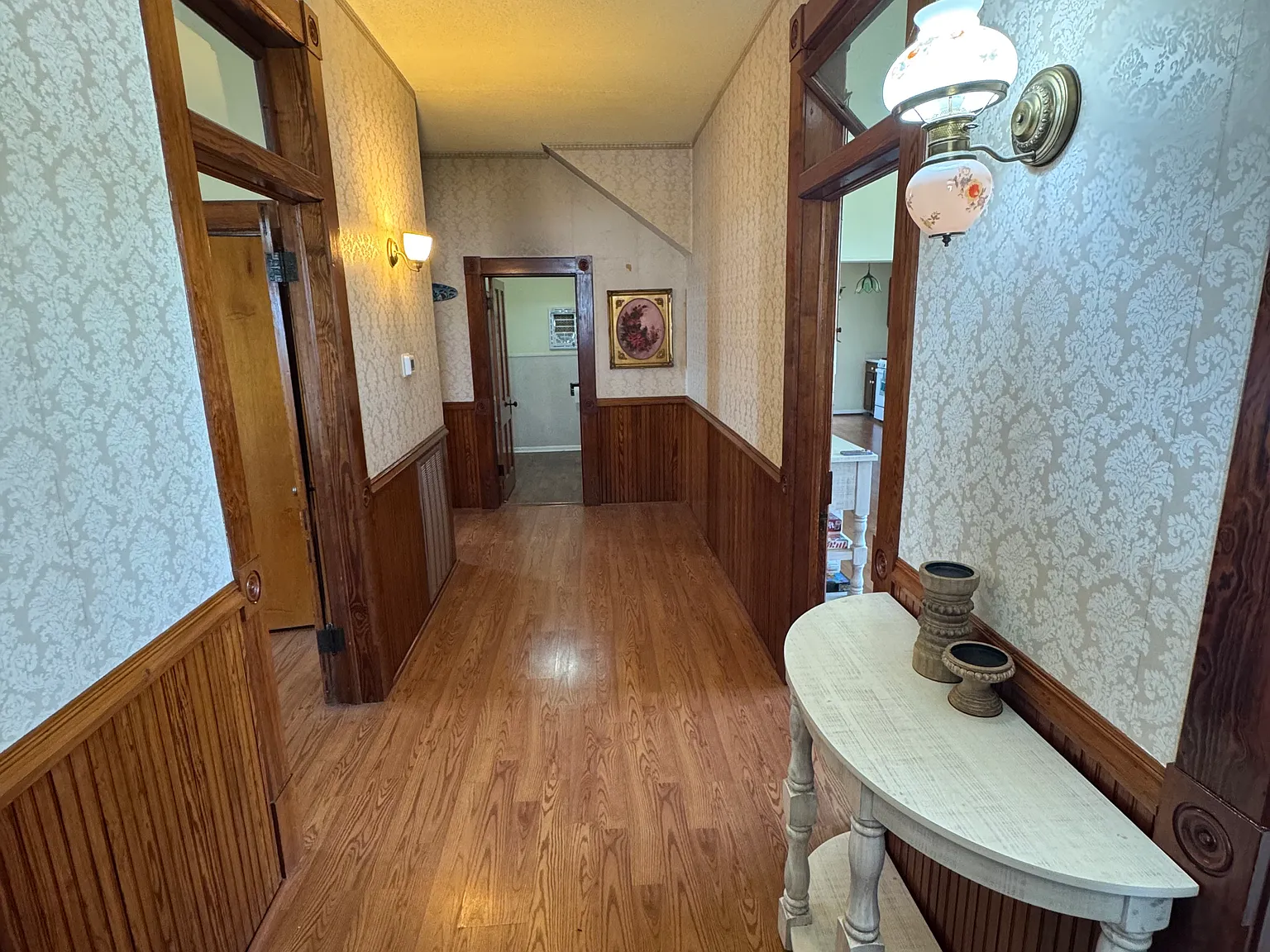 4 bed, 3500 sqft, $3,100 — Photo 3