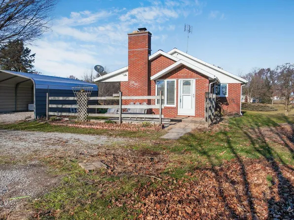 902 Hawpatch St, Lagrange, IN 46761