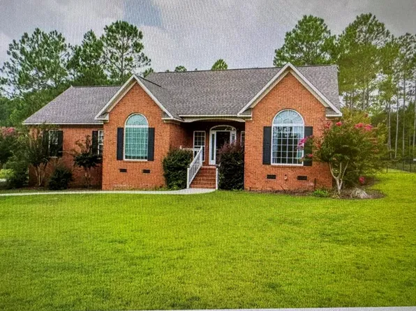 103 Creekwood Cir, Sylvester, GA 31791