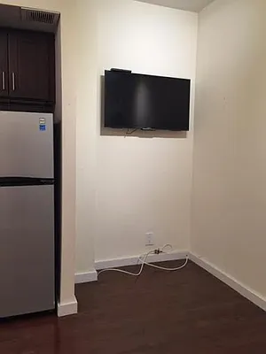 Rented by Reliance Realty Partners LLC  | media 12