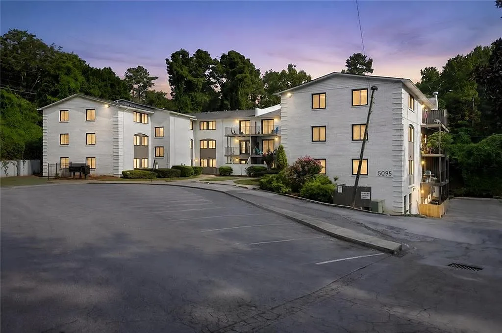 2 bed, 2.0 bath, 1188 sqft, $1,800 — Photo 1
