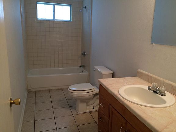 5th image of 7634 Oak Chase