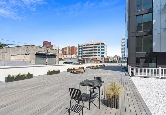 4th image of 14-33 31st Ave #5J