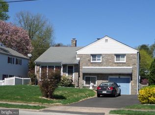 2065 Jenkintown Rd, Glenside, PA 19038