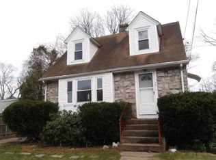 30 Loring Rd, Warwick, RI 02889