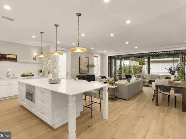 3277 Prospect St NW, Washington, DC 20007