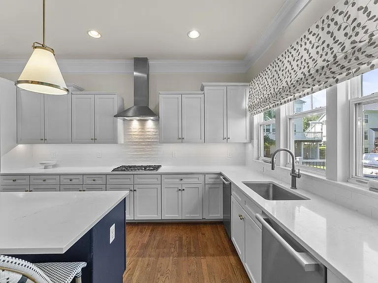 4039 Cray Dr — Photo 17