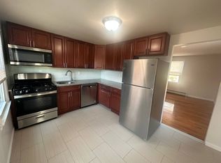 20 Hawthorne Dr #23B, Somerset, NJ 08873