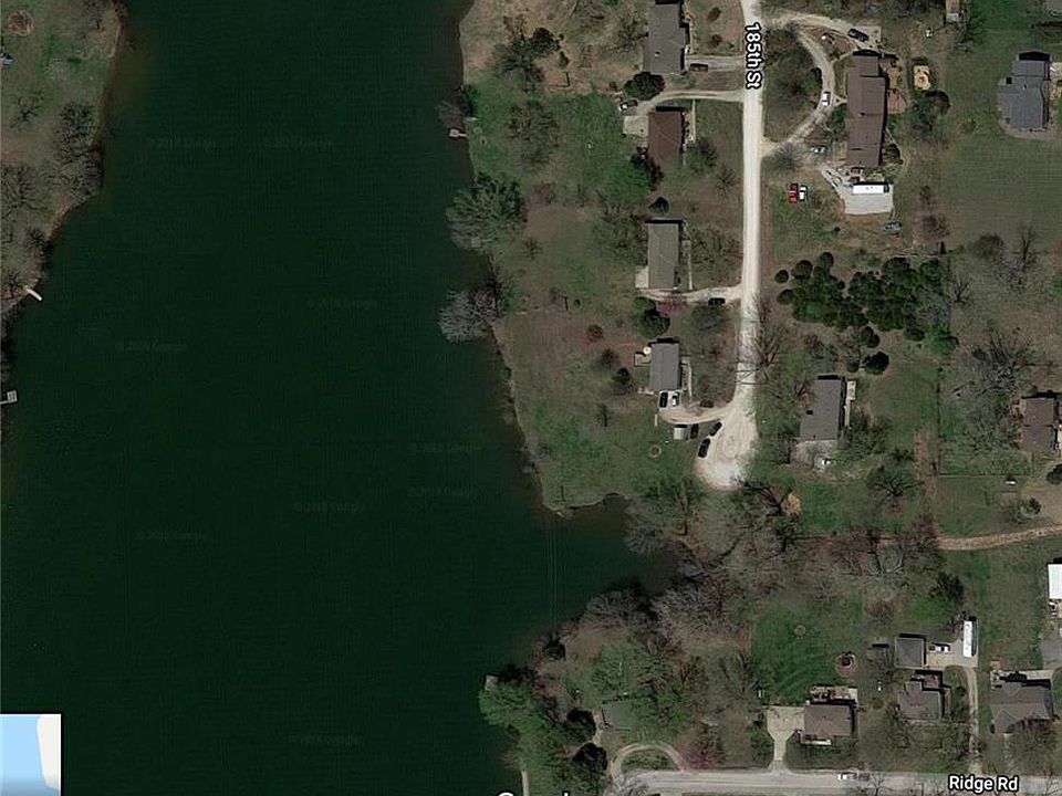 2nd image of 185th St