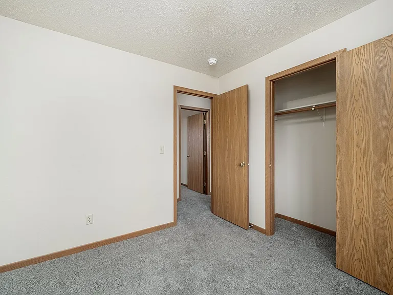 Eastpointe Townhomes — Photo 34