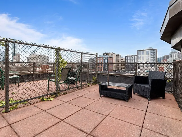 40 Fay St #406 — Photo 11