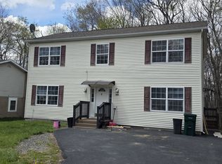4715 Norwood Ln, Tobyhanna, PA 18466
