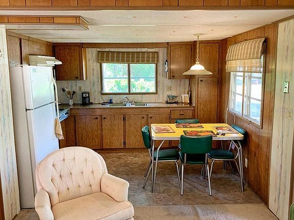 4th image of 11825 SE 99th Ct