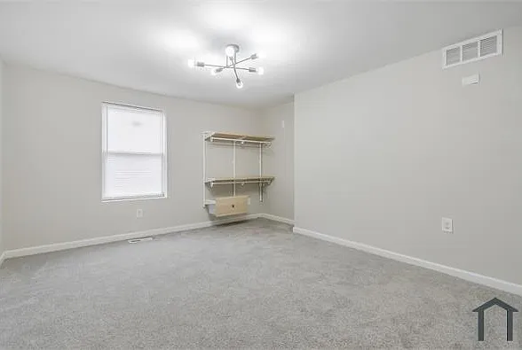 1235 N Bond St — Photo 13