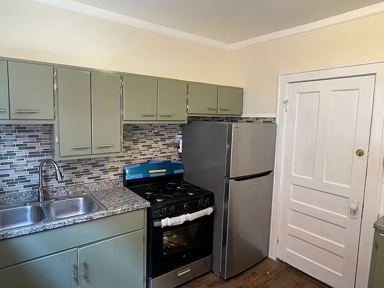 149 Hampshire St #1 — Photo 14