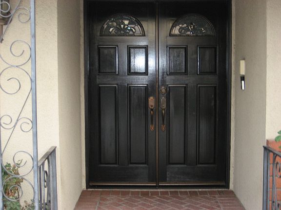 4th image of 136 N Banna Ave