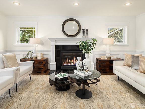 2nd image of 407 35th Avenue S