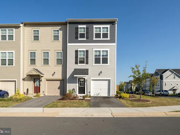 100 Fading Star Ct, Stephenson, VA 22656