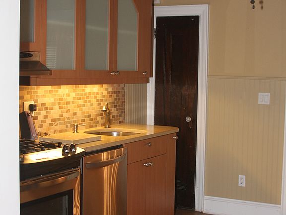 4th image of 8517 67th Ave