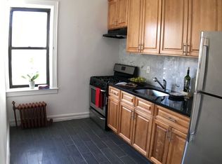 754 Metropolitan Ave APT 2R, Brooklyn, NY 11211