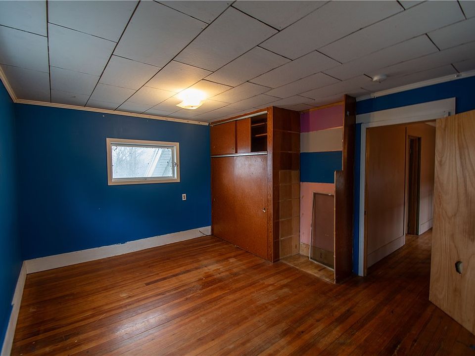 28th image of this home